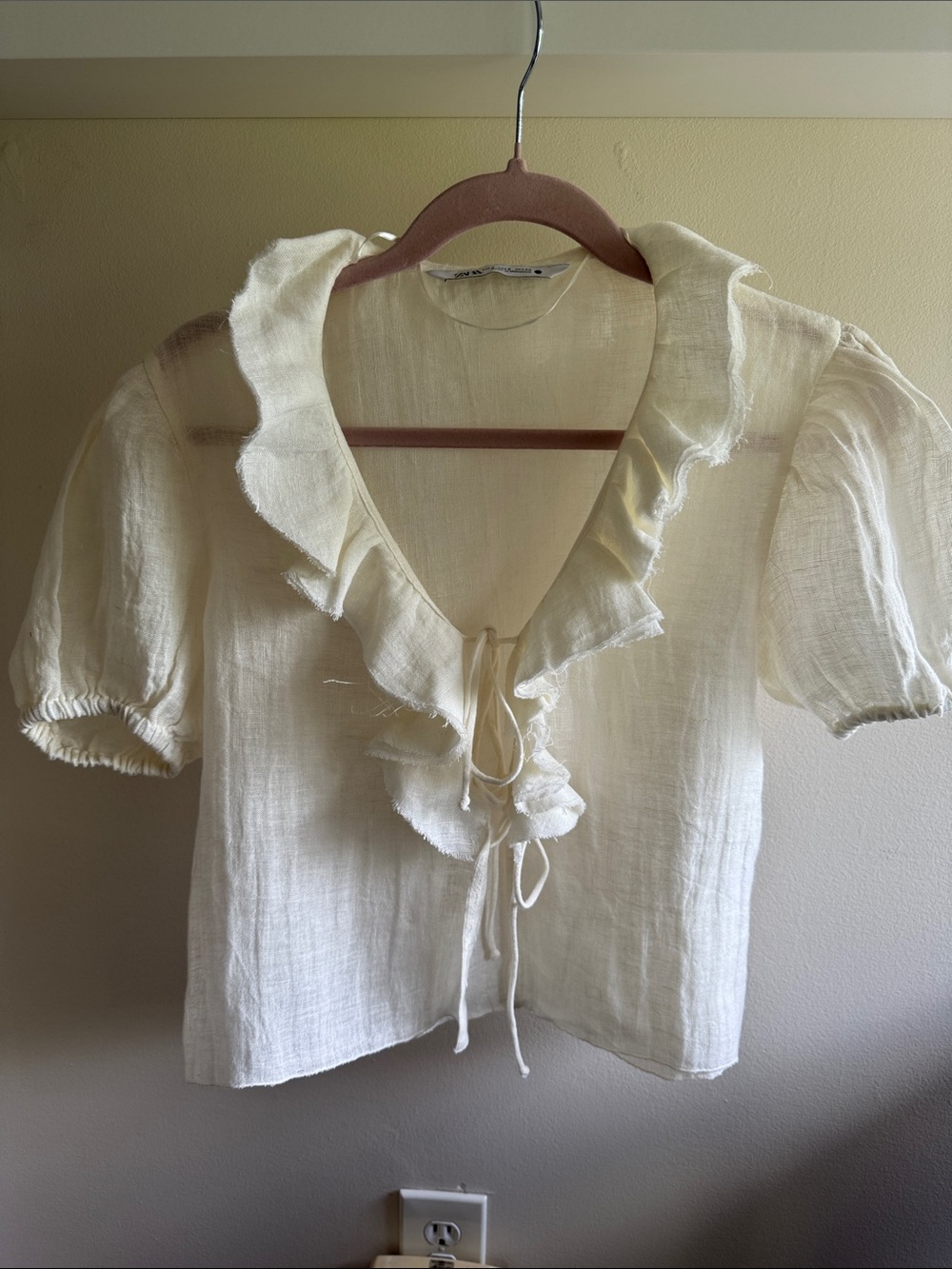 Zara Women’s Cream Ruffle & linen Tie-Front Top size S